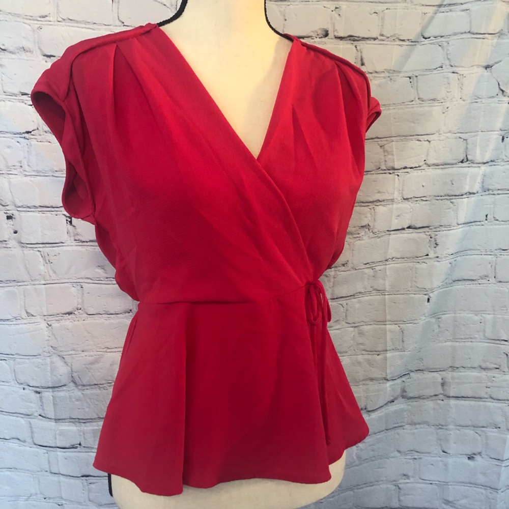 Adorable Pink Blouse with Bow Detail Size Medium